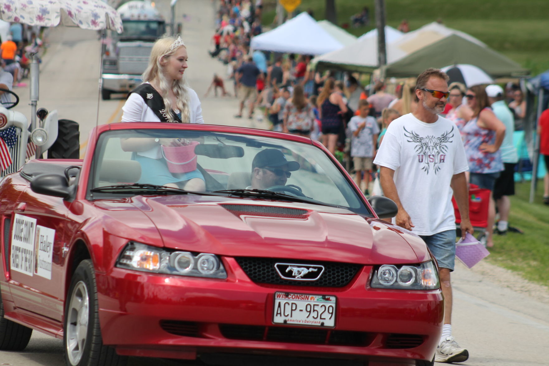 Knowles July 4 Parade 076.JPG